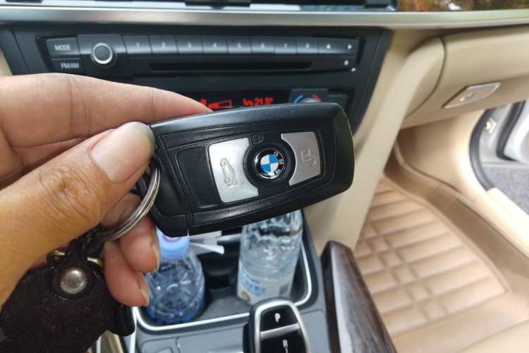 Used BMW 3 Series 2014 328Li Fashion Model Vehicle Key