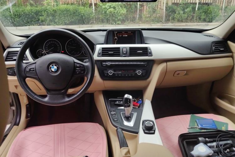Used BMW 3 Series 2014 320Li Fashion Model Center Console