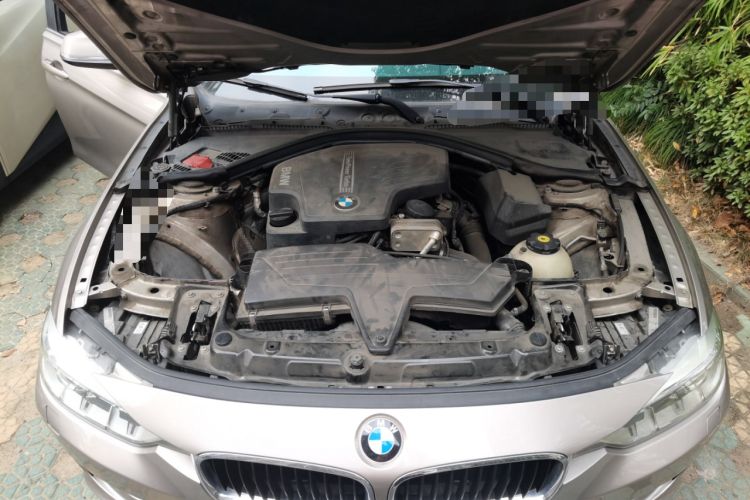 Used BMW 3 Series 2014 320Li Fashion Model Engine Bay