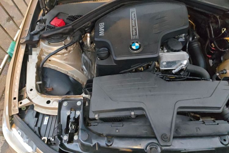 Used BMW 3 Series 2014 320Li Fashion Model Engine Bay Right