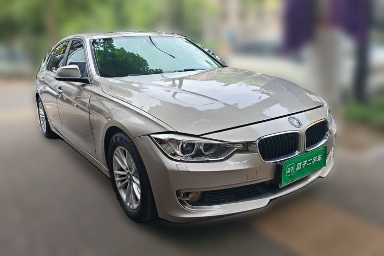 Used BMW 3 Series 2014 320Li Fashion Model Front Right 45 Deg