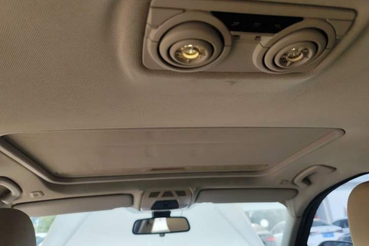 Used BMW 3 Series 2014 320Li Fashion Model Headliner