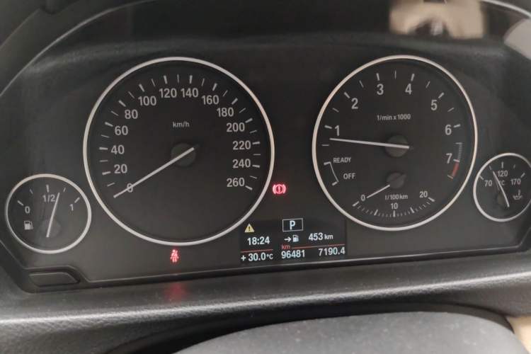 Used BMW 3 Series 2014 320Li Fashion Model Instrument Cluster