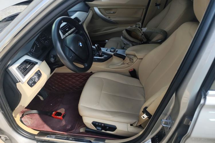 Used BMW 3 Series 2014 320Li Fashion Model Left Front Seat