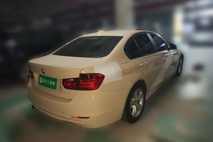 Used BMW 3 Series 2014 320i Sport Edition Rear Right 45 Deg