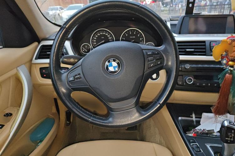 Used BMW 3 Series 2014 320Li Fashion Model Steering Wheel