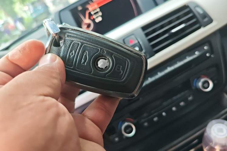 Used BMW 3 Series 2014 320Li Fashion Model Vehicle Key