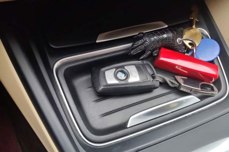 Used BMW 3 Series 2014 320Li Fashion Model Vehicle Key
