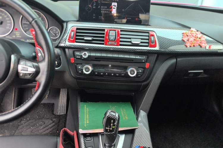 Used BMW 3 Series 2015 320i Fashion Model Audio And AC Panel