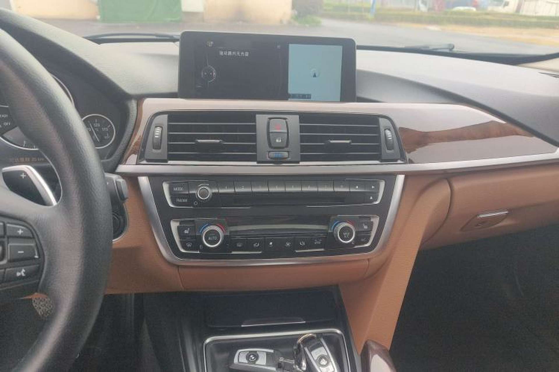 Used BMW 3 Series 2015 320Li Luxury Design Package Audio And AC Panel