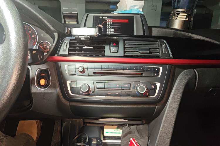 Used BMW 3 Series 2015 316i Sport Design Package Audio And AC Panel