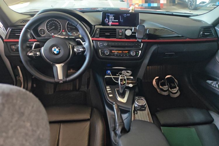 Used BMW 3 Series 2015 328i Sport Design Package Center Console