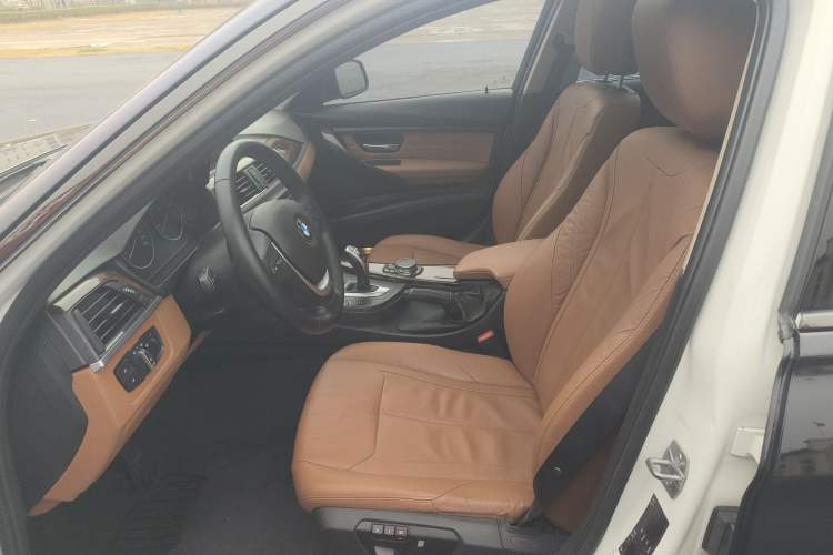 Used BMW 3 Series 2015 320Li Luxury Design Package Driver Seat