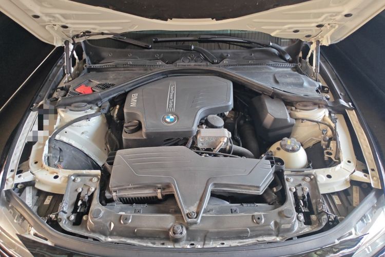 Used BMW 3 Series 2015 328i Sport Design Package Engine Bay