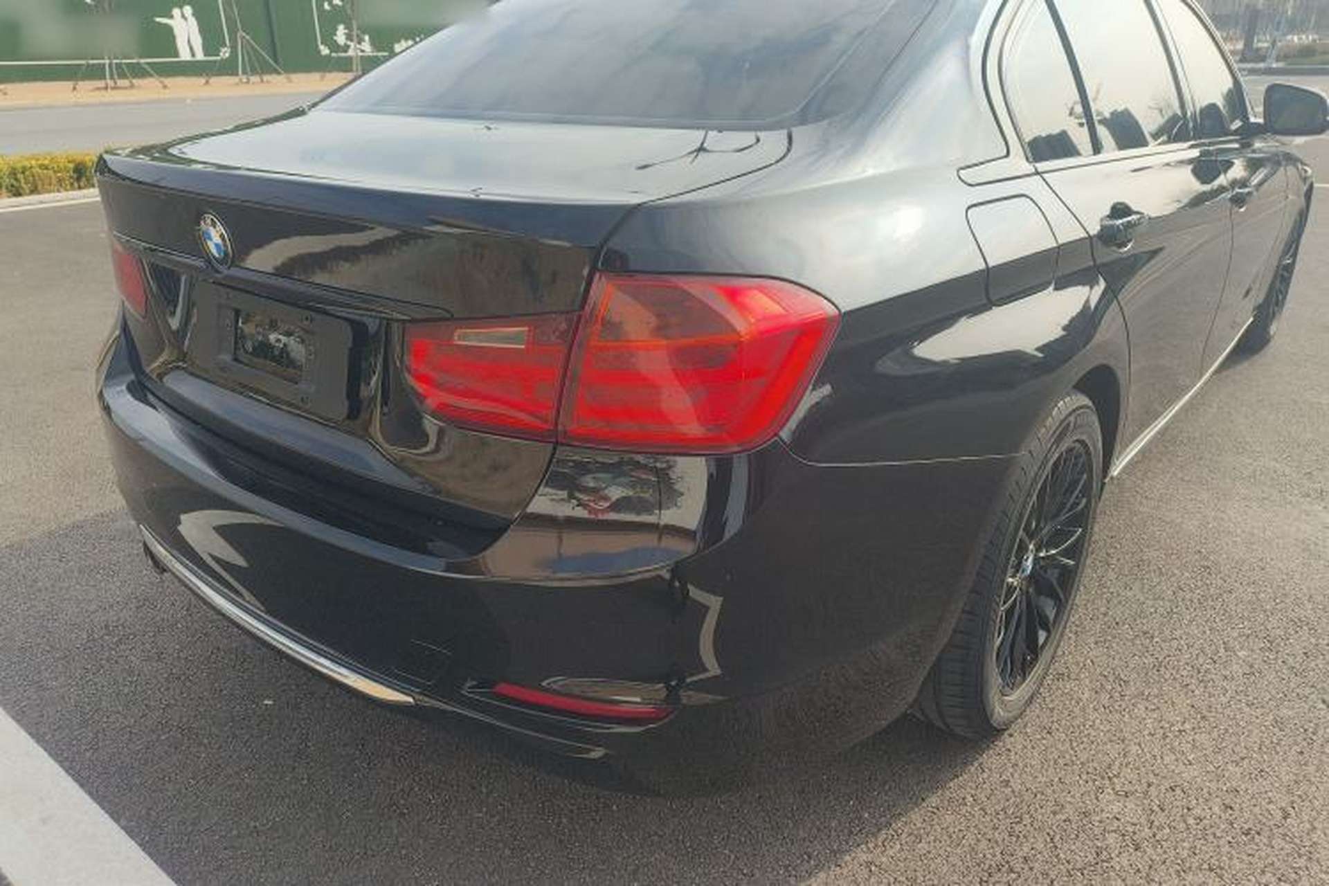Used BMW 3 Series 2015 320Li Luxury Design Package Exterior 3