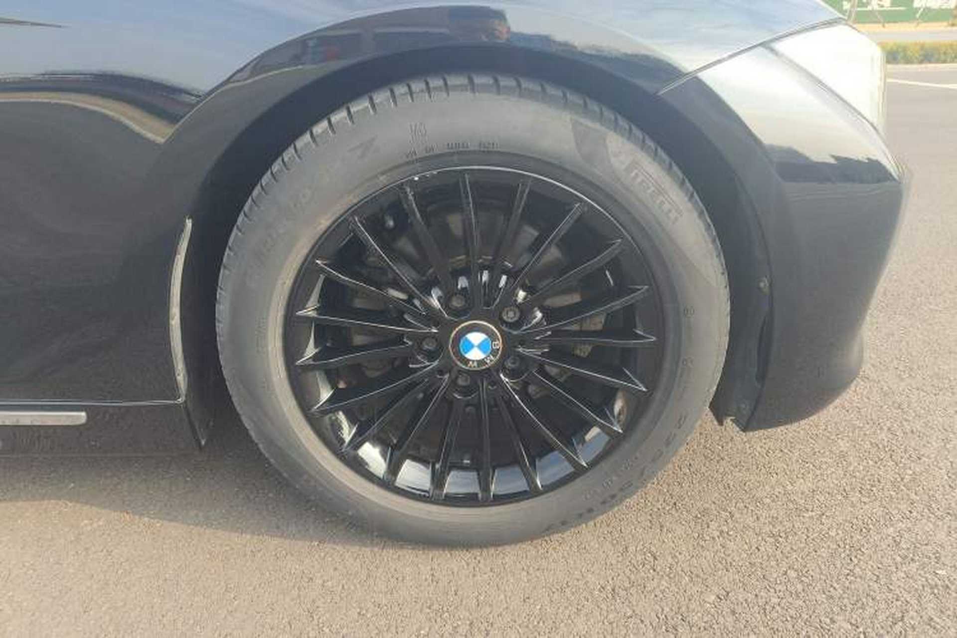 Used BMW 3 Series 2015 320Li Luxury Design Package Exterior 5