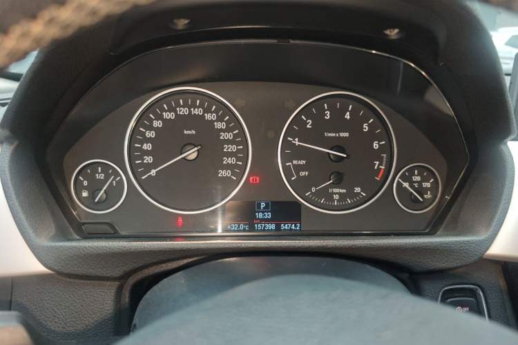 Used BMW 3 Series 2015 320i Active Edition Instrument Cluster