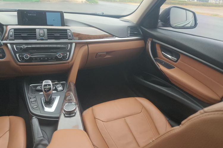 Used BMW 3 Series 2015 320Li Luxury Design Package Interior 2