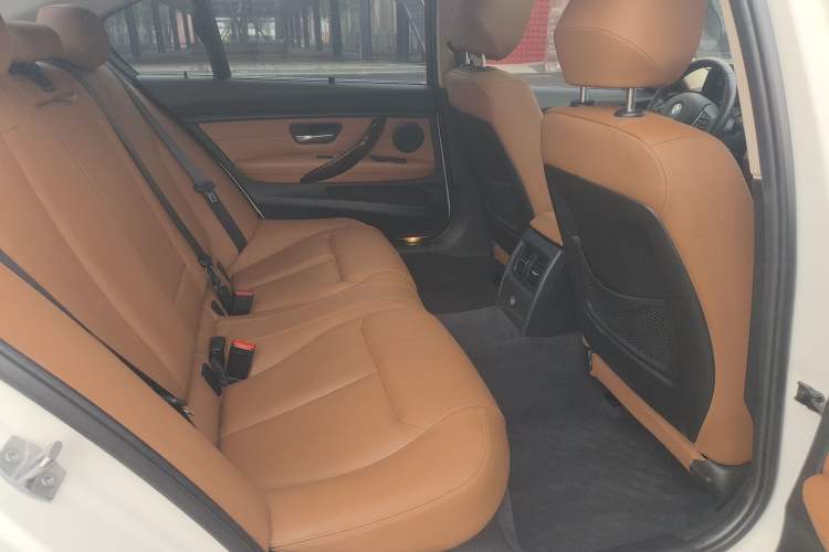 Used BMW 3 Series 2015 320Li Luxury Design Package Left Rear Seat