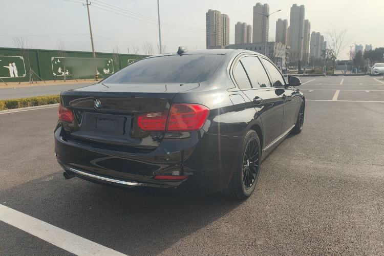 Used BMW 3 Series 2015 320Li Luxury Design Package Rear Right 45 Deg