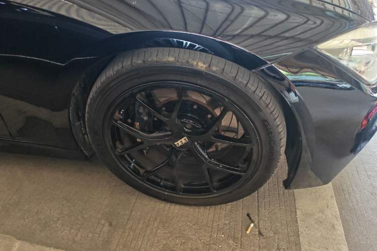Used BMW 3 Series 2015 328i Sport Design Package Right Front Wheel Hub