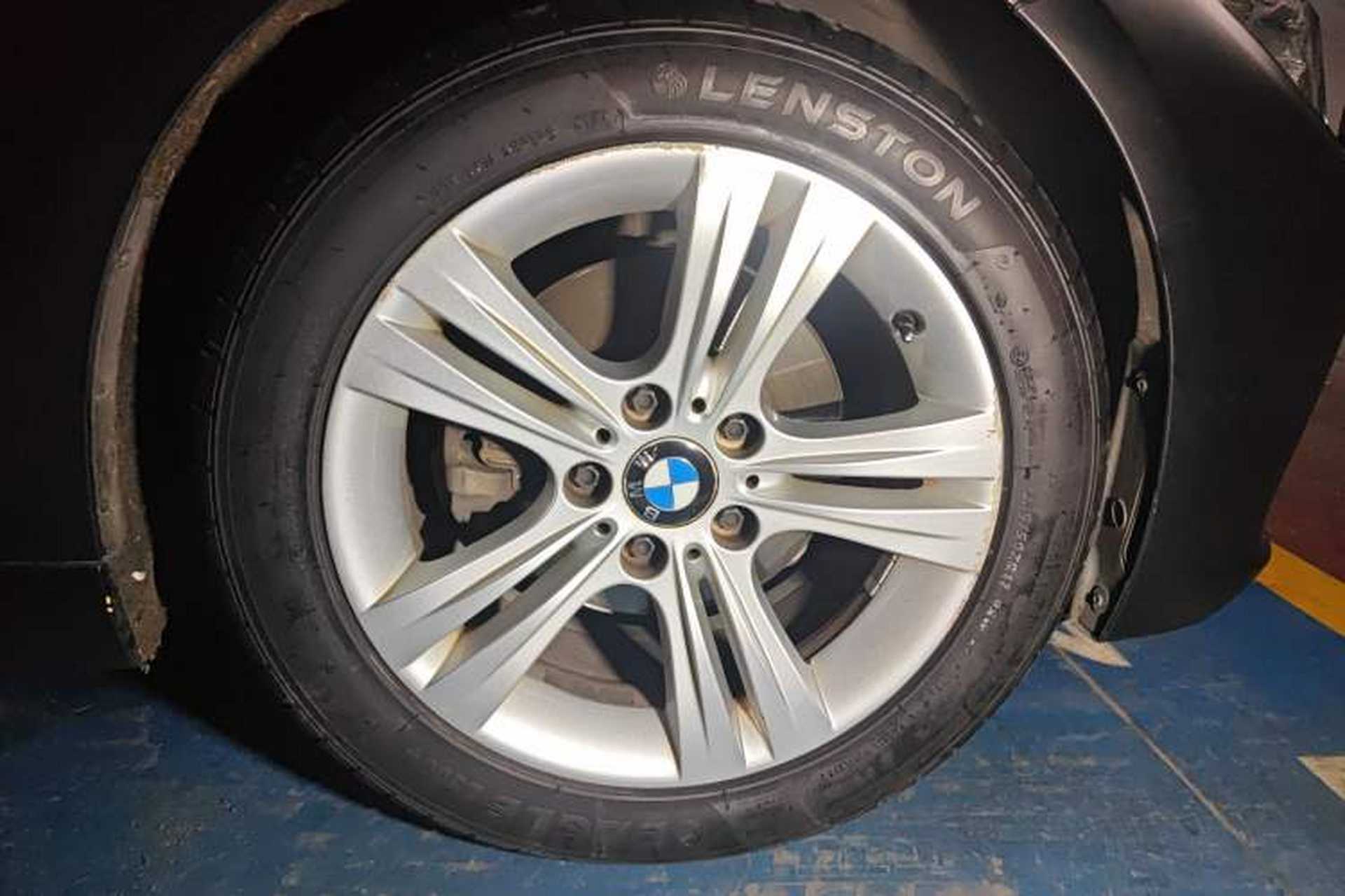 Used BMW 3 Series 2015 316i Sport Design Package Right Front Wheel Hub
