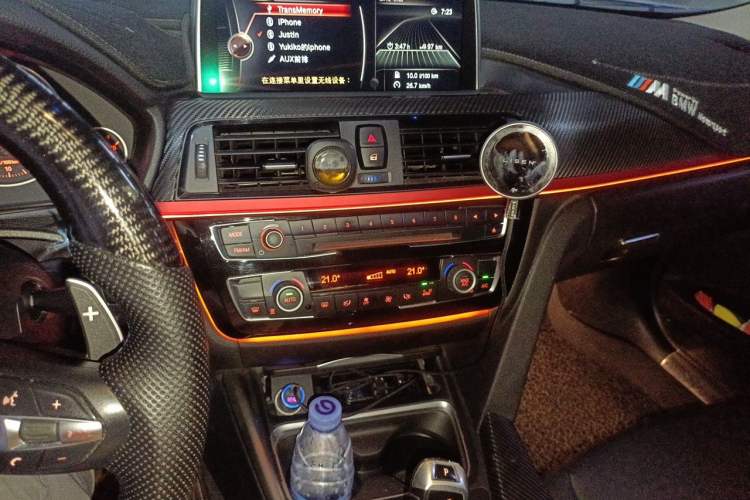 Used BMW 3 Series 2015 320Li Luxury Edition Fashion Model Audio And AC Panel