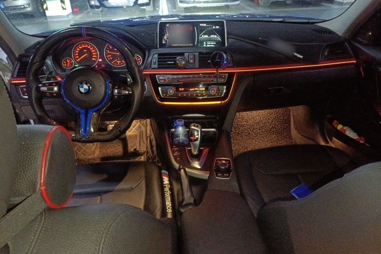 Used BMW 3 Series 2015 320Li Luxury Edition Fashion Model Center Console
