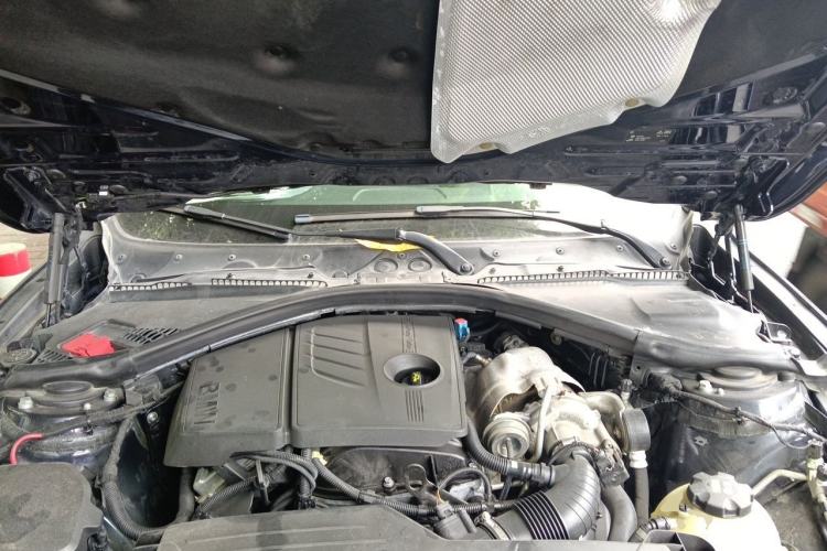 Used BMW 3 Series 2015 316Li Fashion Model Engine Bay