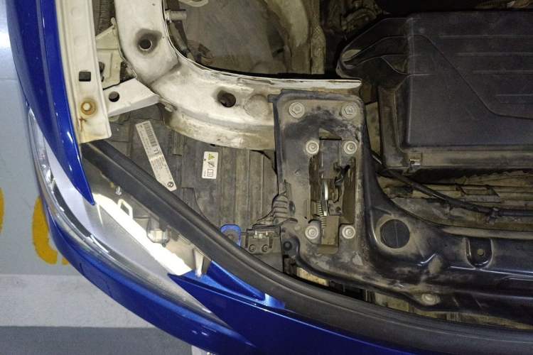 Used BMW 3 Series 2015 320Li Luxury Edition Fashion Model Engine Bay Right