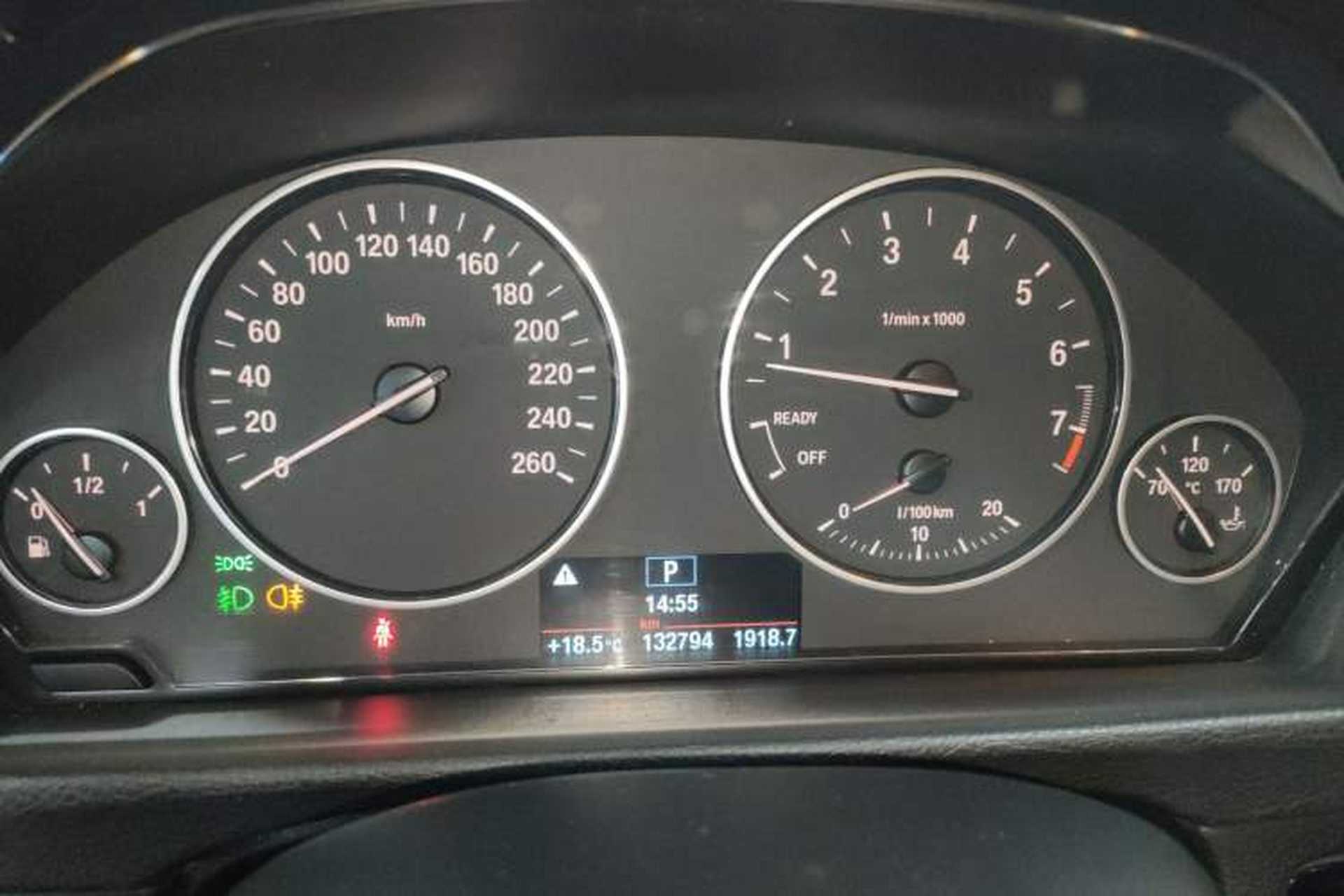 Used BMW 3 Series 2015 320i Active Edition Instrument Cluster