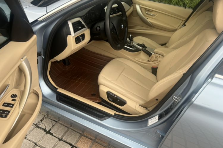 Used BMW 3 Series 2015 320Li Fashion Model Interior 1