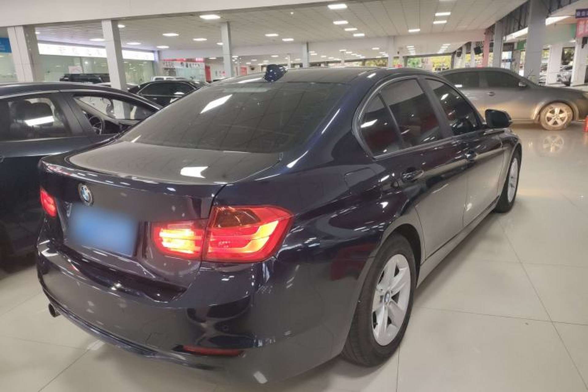 Used BMW 3 Series 2015 320i Active Edition Rear Right 45 Deg