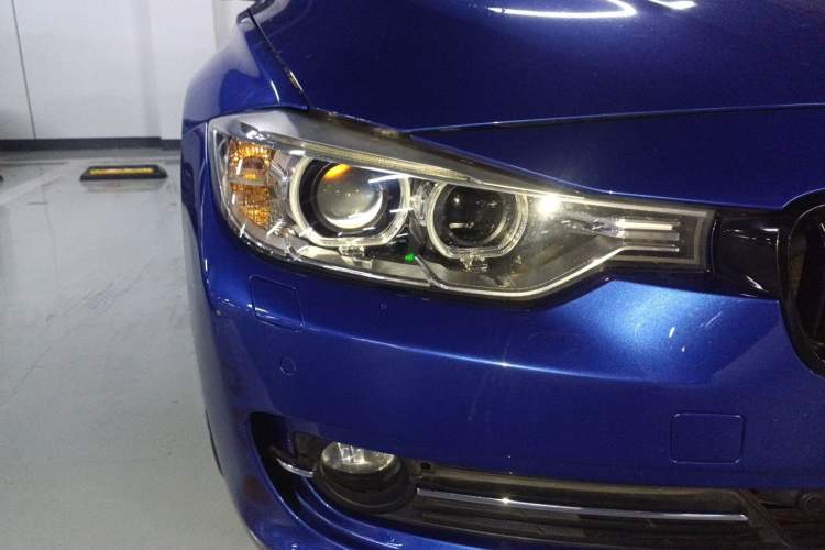 Used BMW 3 Series 2015 320Li Luxury Edition Fashion Model Right Front Headlight