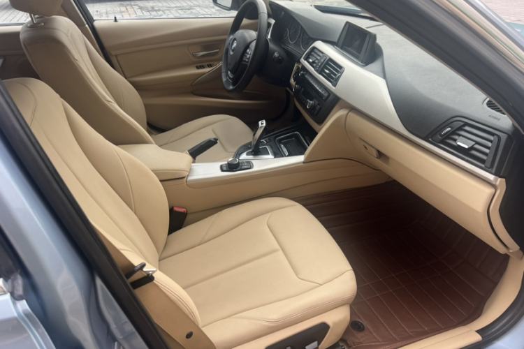 Used BMW 3 Series 2015 320Li Fashion Model Right Front Seat