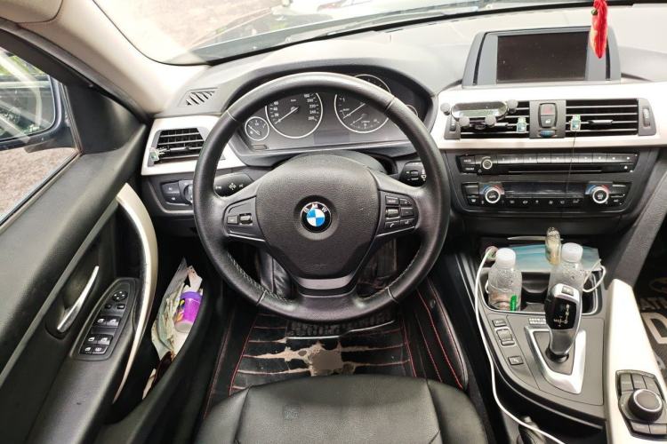 Used BMW 3 Series 2015 320Li Luxury Edition Fashion Model Steering Wheel