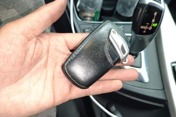 Used BMW 3 Series 2015 320Li Luxury Edition Fashion Model Vehicle Key
