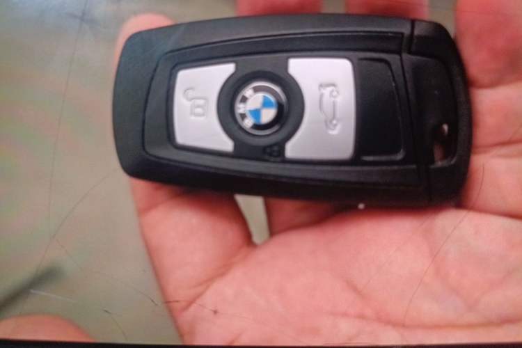 Used BMW 3 Series 2015 320Li Luxury Edition Fashion Model Vehicle Key
