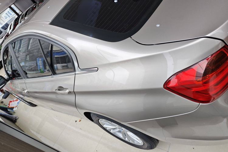 Used BMW 3 Series 2015 320Li Luxury Edition Fashion Model Exterior 3