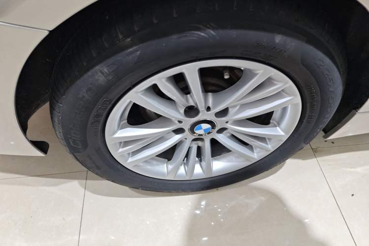 Used BMW 3 Series 2015 320Li Luxury Edition Fashion Model Exterior 8