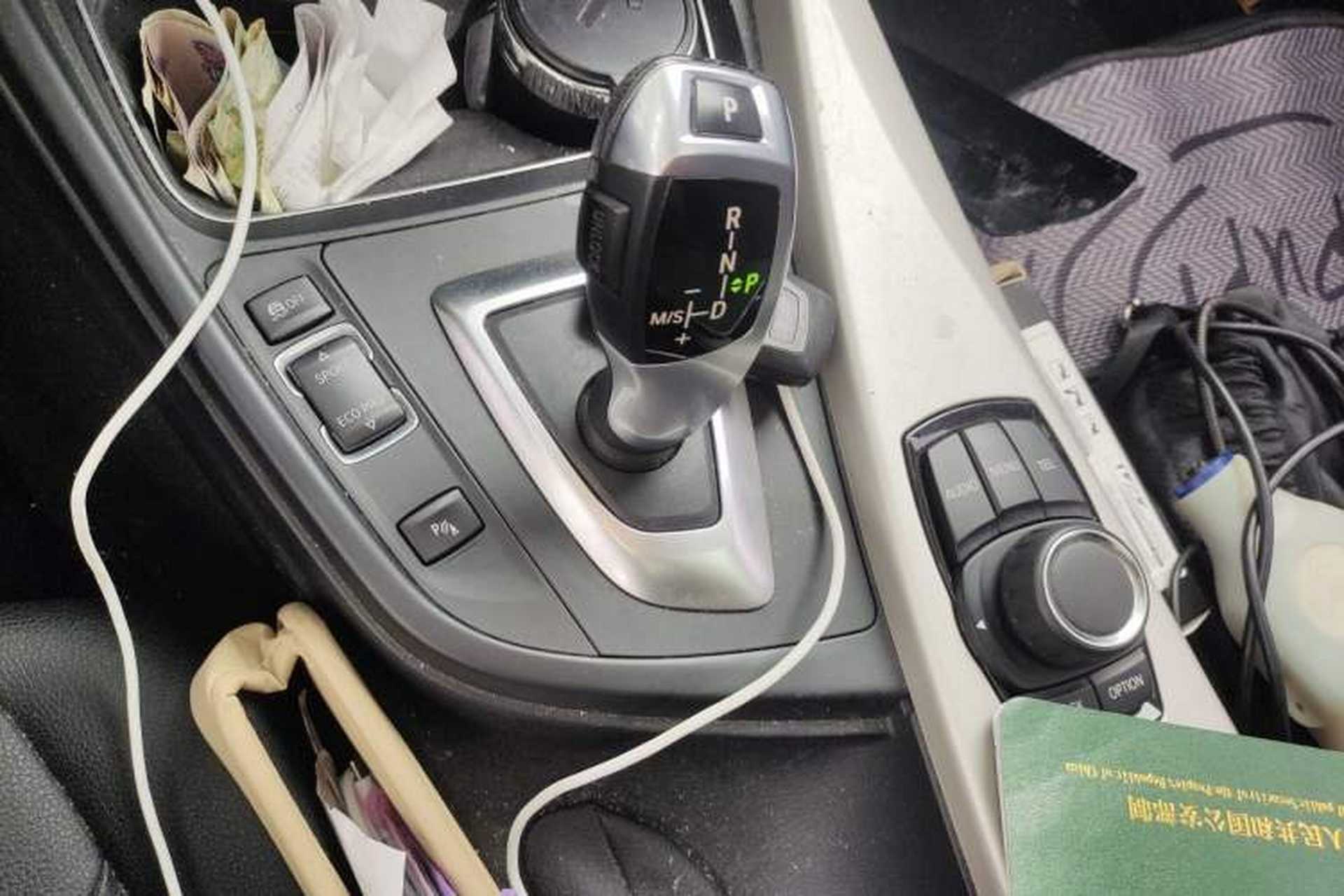 Used BMW 3 Series 2015 320Li Luxury Edition Fashion Model Gear Lever