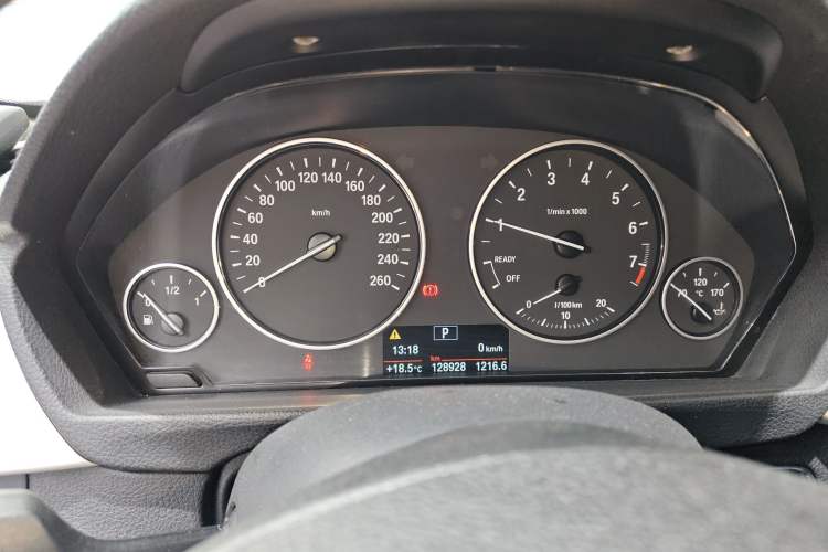 Used BMW 3 Series 2015 320Li Luxury Edition Fashion Model Instrument Cluster