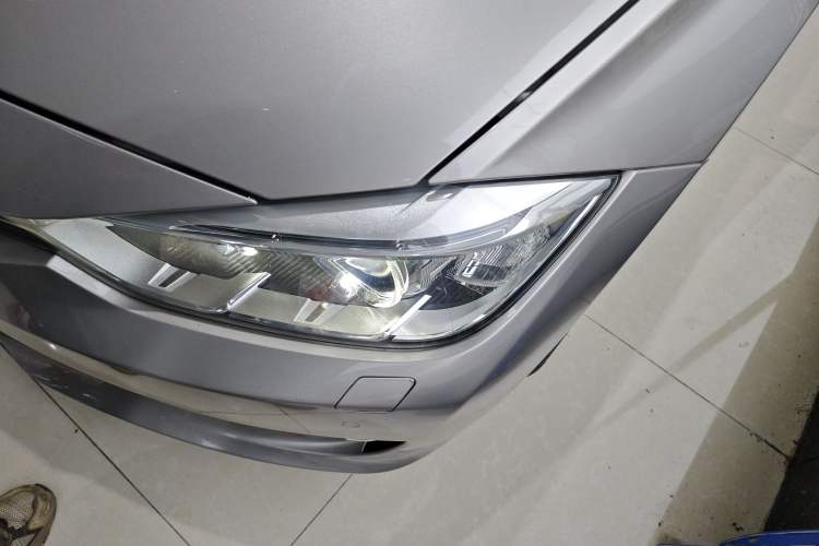 Used BMW 3 Series 2015 320Li Luxury Edition Fashion Model Left Front Headlight