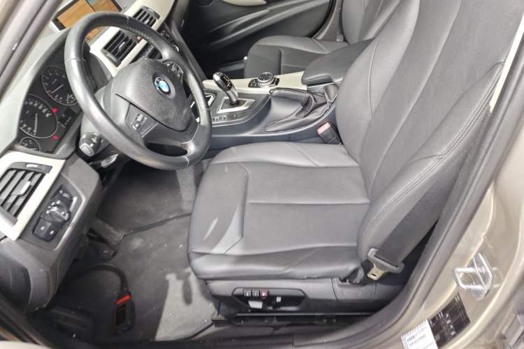Used BMW 3 Series 2015 320Li Luxury Edition Fashion Model Left Front Seat
