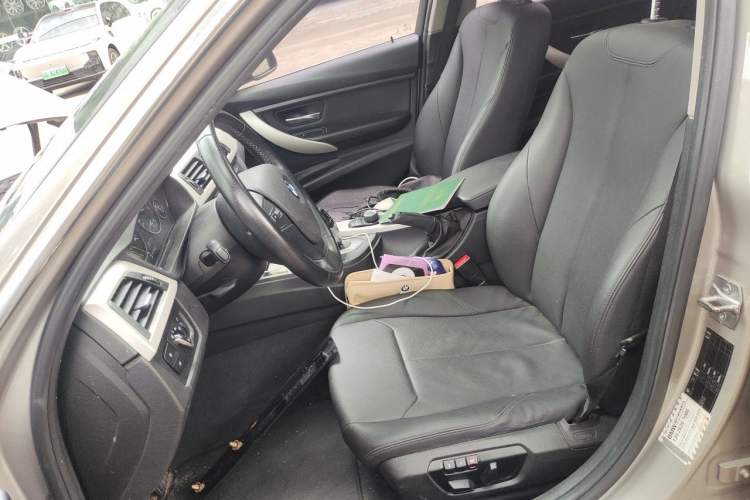 Used BMW 3 Series 2015 320Li Luxury Edition Fashion Model Left Front Seat