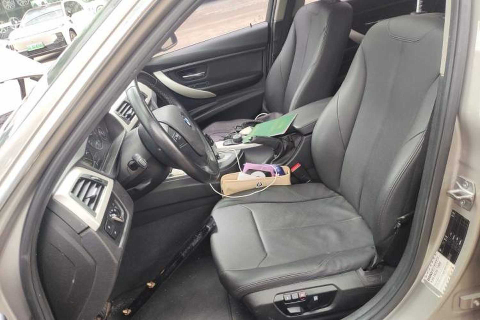Used BMW 3 Series 2015 320Li Luxury Edition Fashion Model Left Front Seat