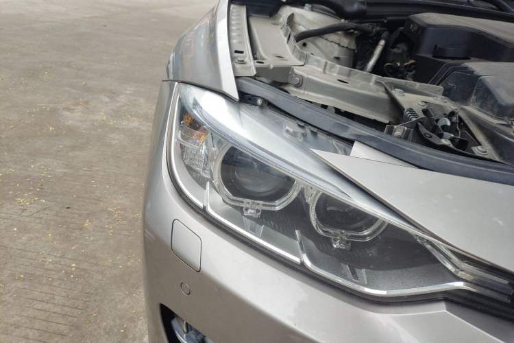 Used BMW 3 Series 2015 320Li Luxury Edition Fashion Model Right Front Headlight