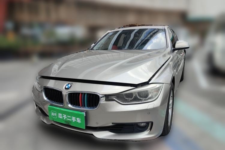 Used BMW 3 Series 2015 320i Luxury Line Stylish Edition Guazi used car, China used car export, Used car for sale, Used cars, Cheapest cars for sale