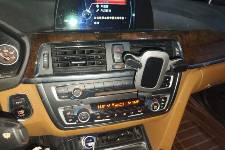 Used BMW 3 Series 2015 320Li Luxury Design Package Audio And AC Panel