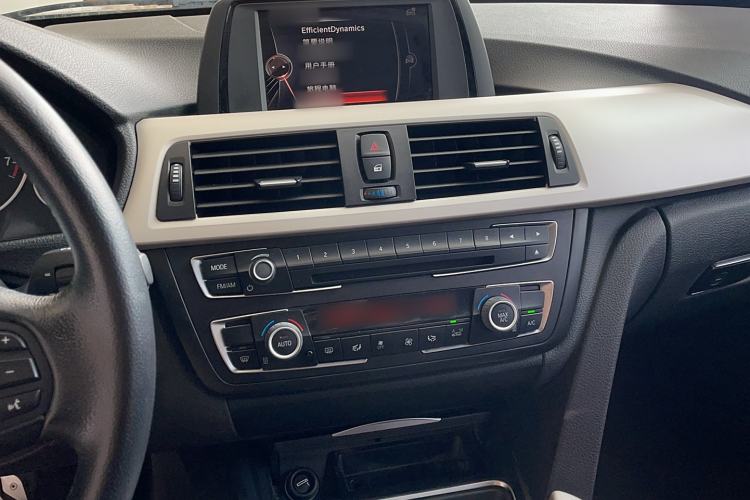 Used BMW 3 Series 2015 320Li Fashion Model Audio And AC Panel